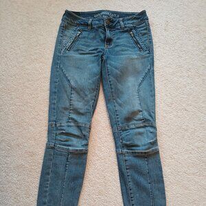 American Eagle Size 4 Jeggings